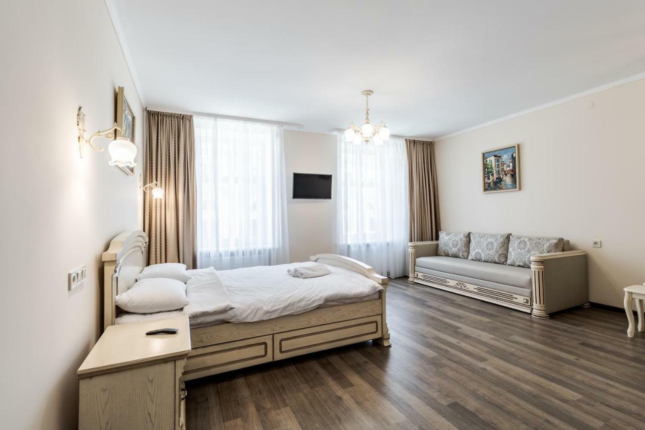 Opera House Apartment 3 Lviv Exterior foto