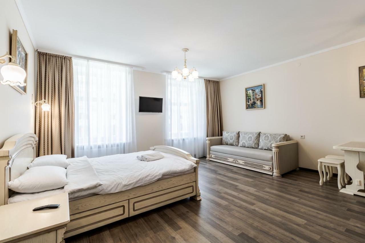 Opera House Apartment 3 Lviv Exterior foto